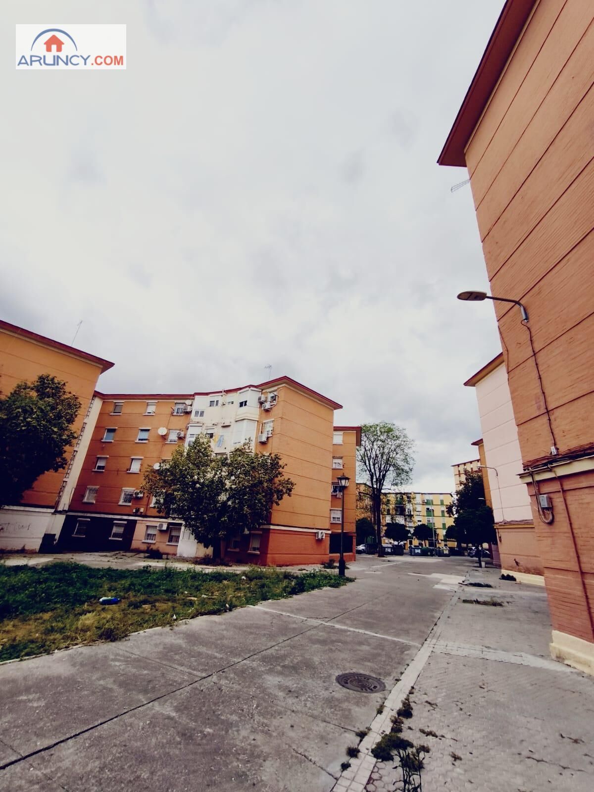 Vista exterior de Pis en venda en  Sevilla Capital amb Aire condicionat, Calefacció i Terrassa