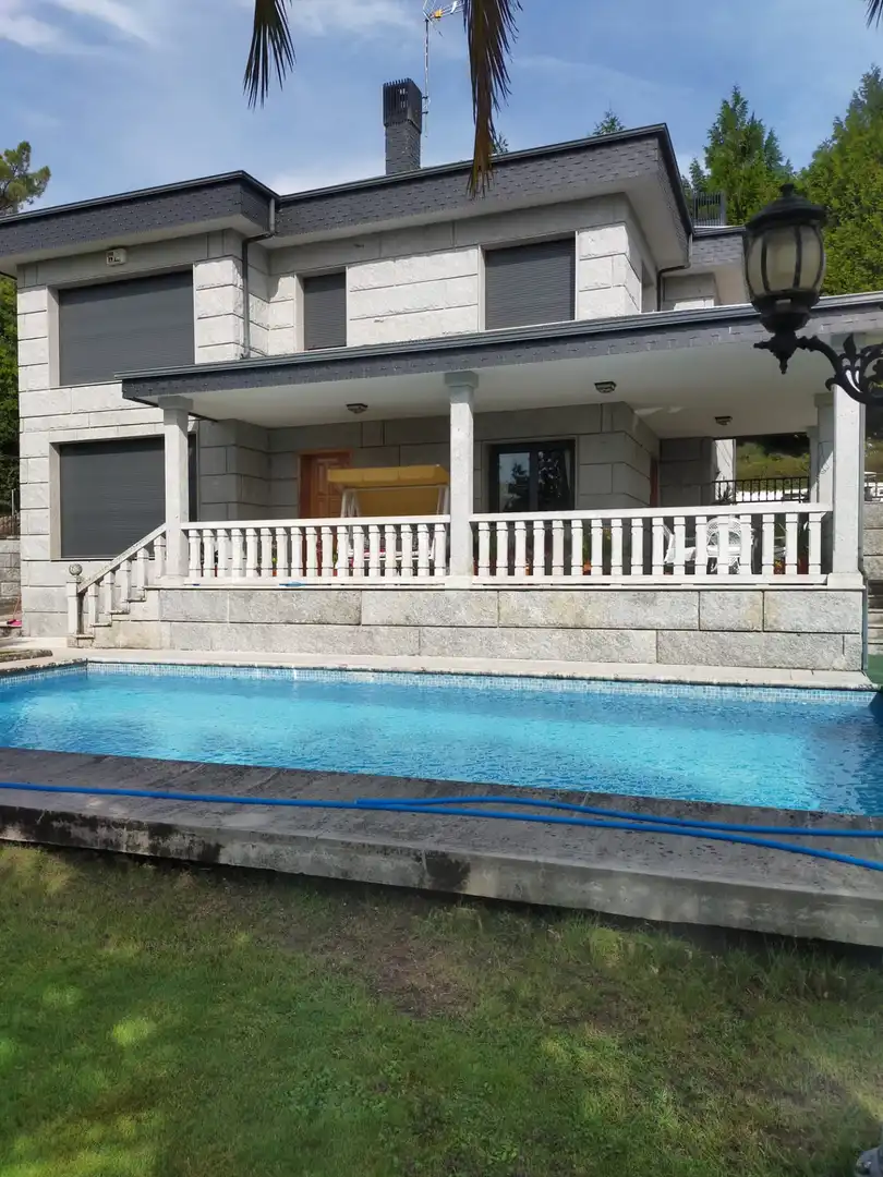 Piscina de Casa o chalet en venta en Coles con Calefacción, Jardín privado y Terraza