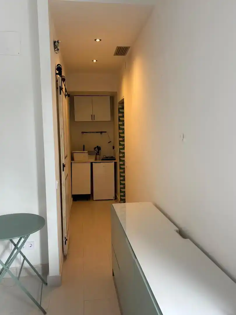 Küche von Loft zur Miete in Valencina de la Concepción mit Klimaanlage, Privatgarten und Möbliert