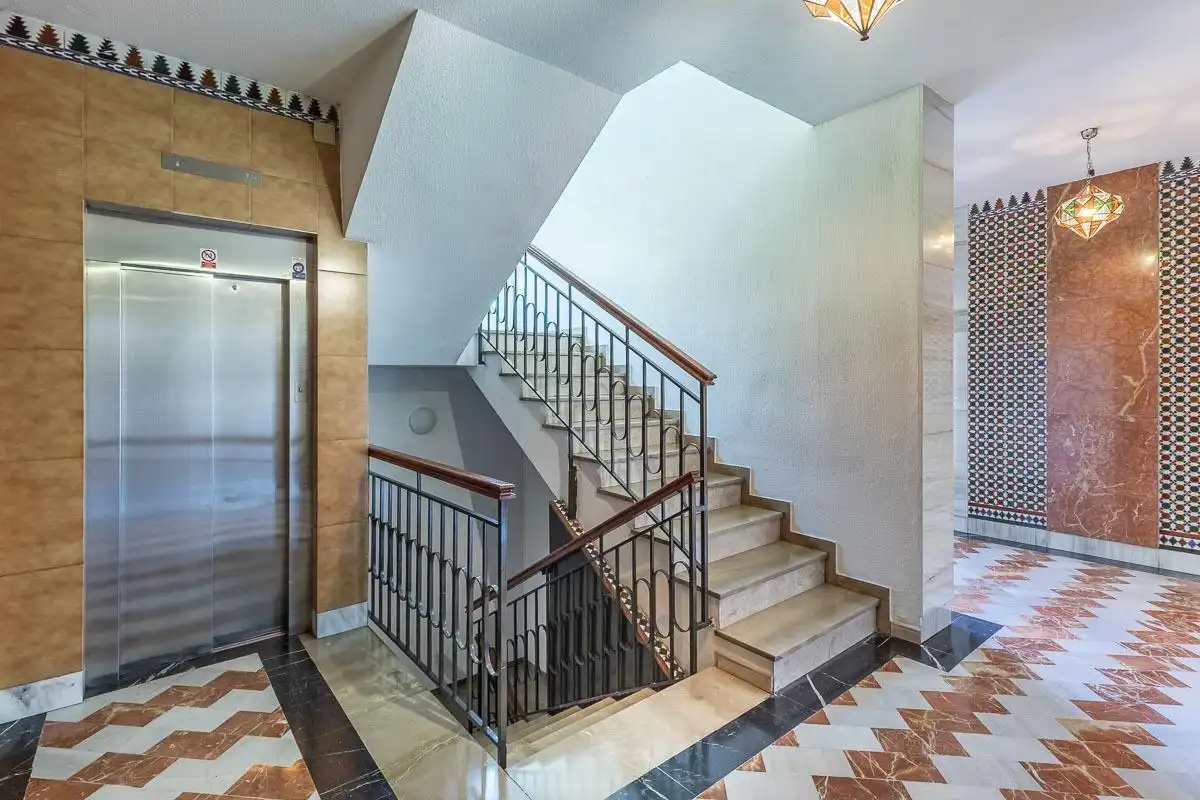 Appartement avec ascenseur à louer à Genil, imagen 17
