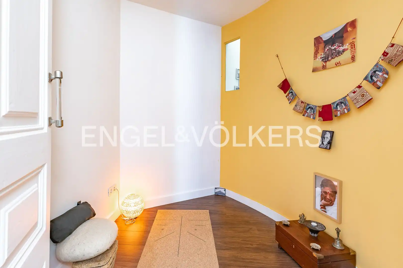 Living room of Flat for sale in Barcelona  with Air Conditioner, Heating and Balcony