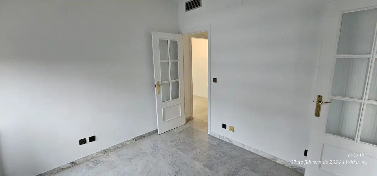 Piso de alquiler en camilo jose cela, La Buhaira