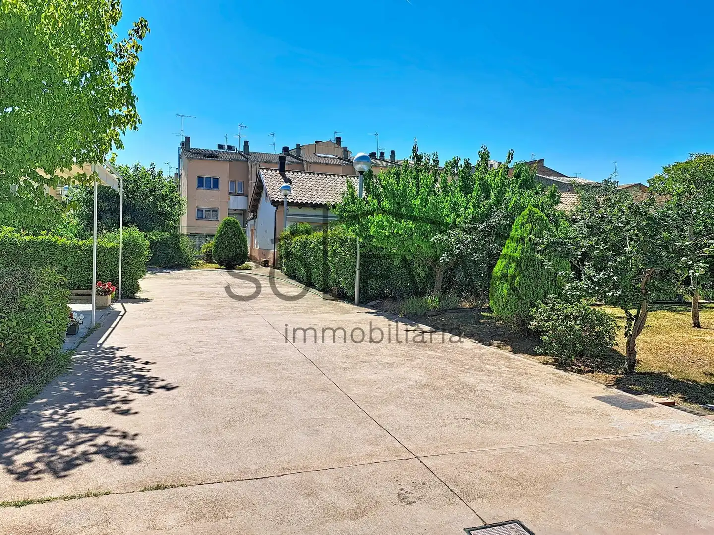 Vista exterior de Casa o xalet en venda en Tremp amb Calefacció, Jardí privat i Traster