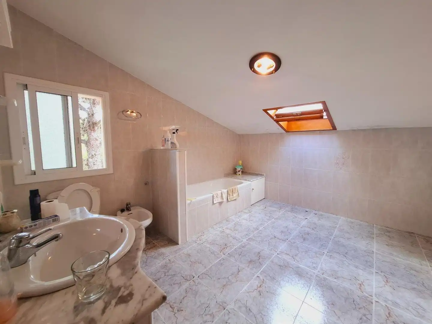 Bany de Casa o xalet en venda en Calafell amb Jardí privat, Terrassa i Traster