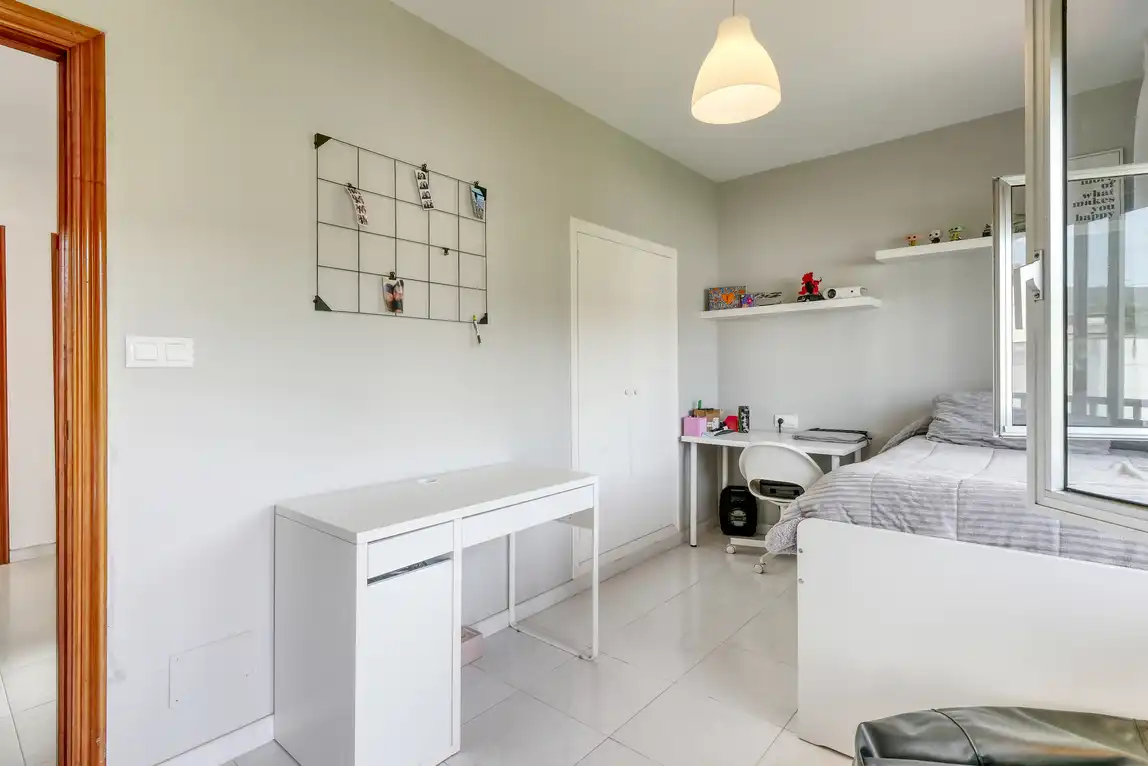 Habitación de Casa o chalet en venta en A Laracha   con Calefacción, Jardín privado y Trastero