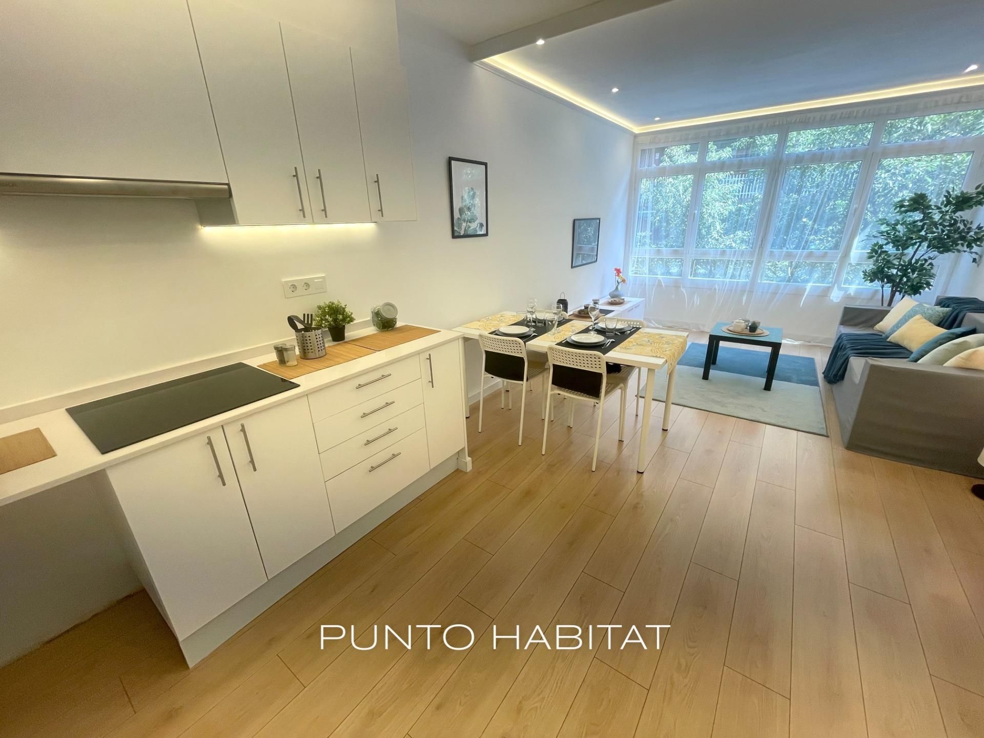 Kitchen of Flat for sale in  Barcelona Capital  with Air Conditioner, Heating and Parquet flooring