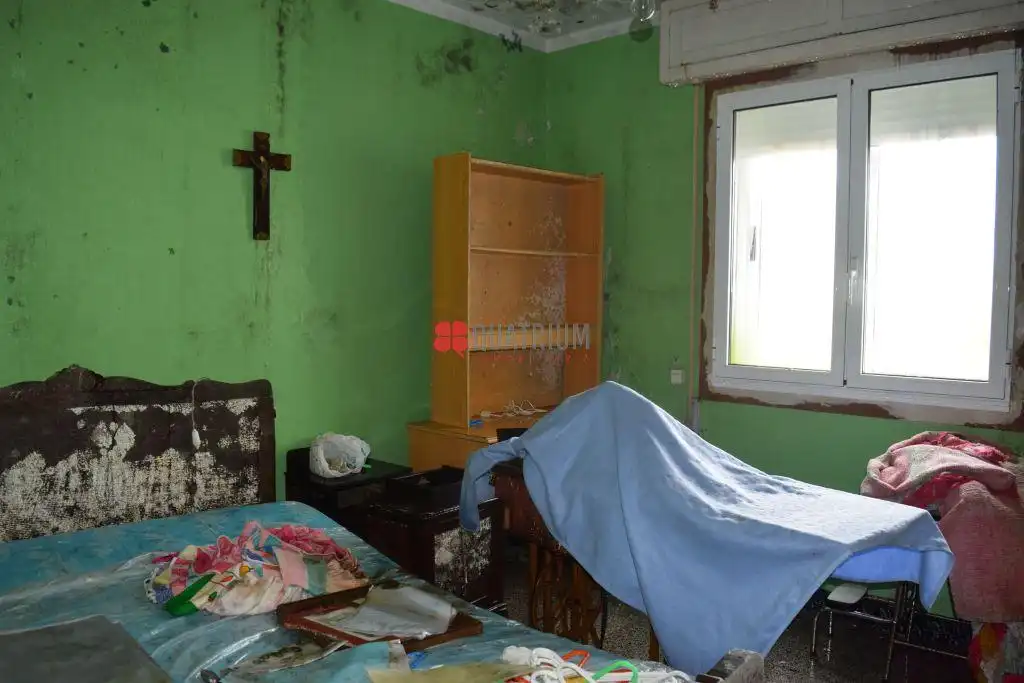 Habitación de Edificio en venta en A Estrada 