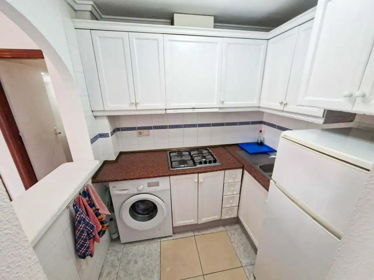Cocina de Apartamento en venta en Torrevieja con Aire acondicionado, Calefacción y Terraza