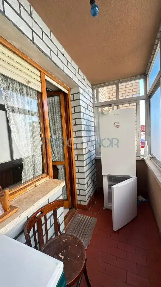 Terraza de Piso en venta en León Capital  con Calefacción y Trastero