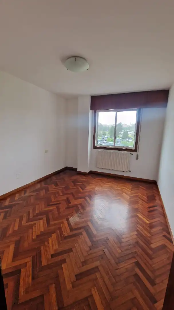 Schlafzimmer von Wohnung zum Verkauf in Culleredo mit Heizung, Parkett und Abstellraum