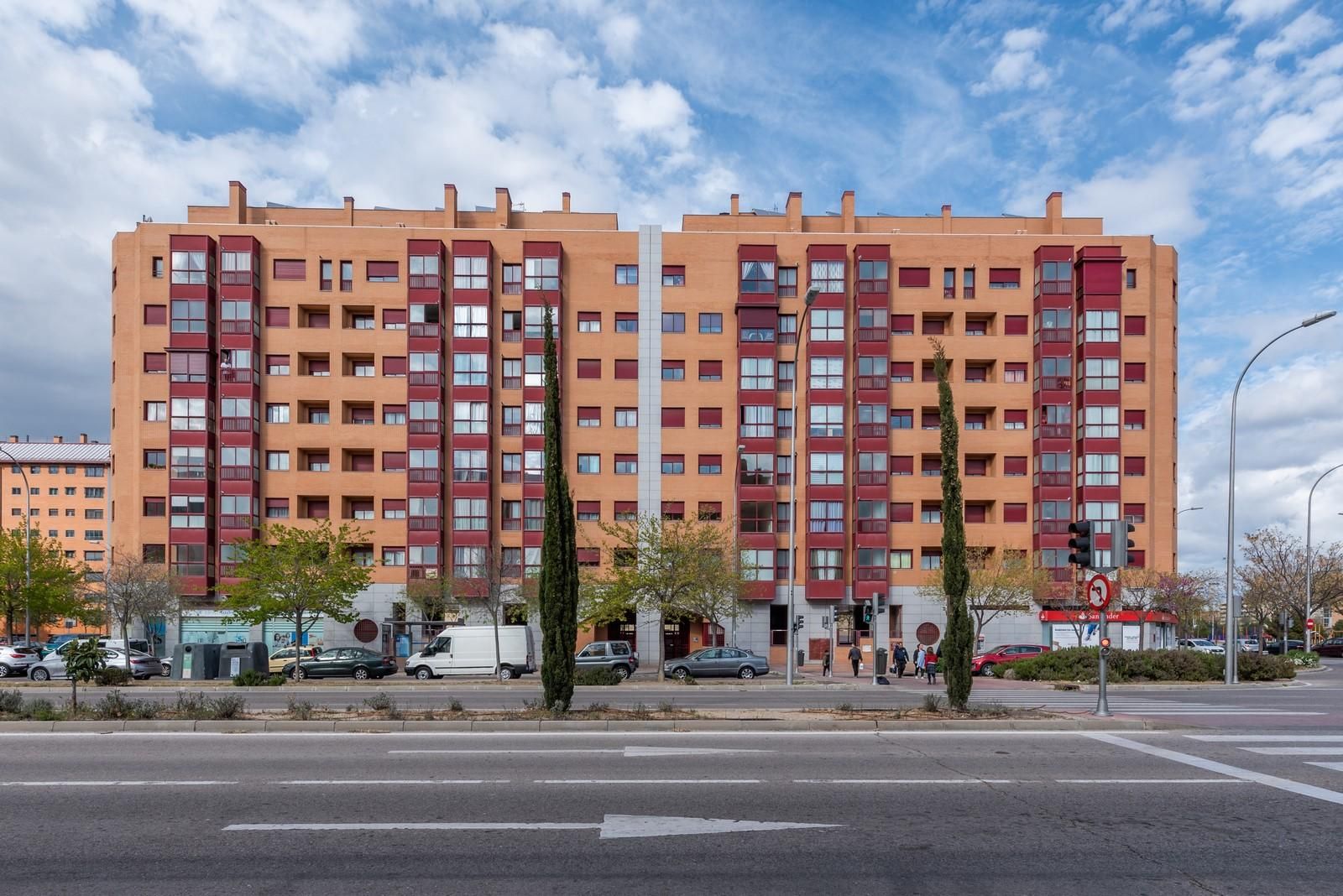 Exterior view of Flat for sale in  Madrid Capital  with Parquet flooring and Storage room
