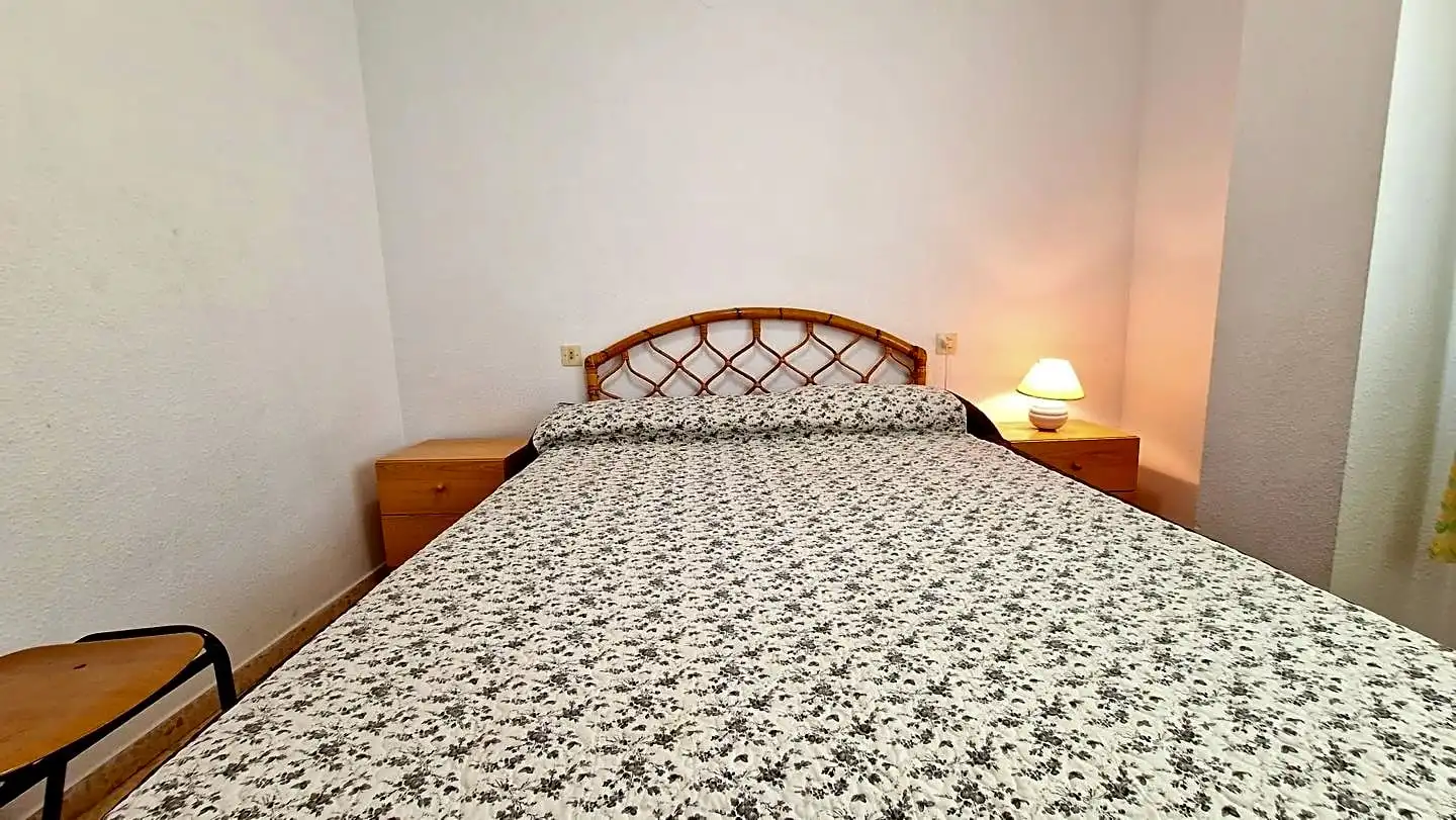Apartamento de alquiler en De La Rioja, 125, Playa de Gandia