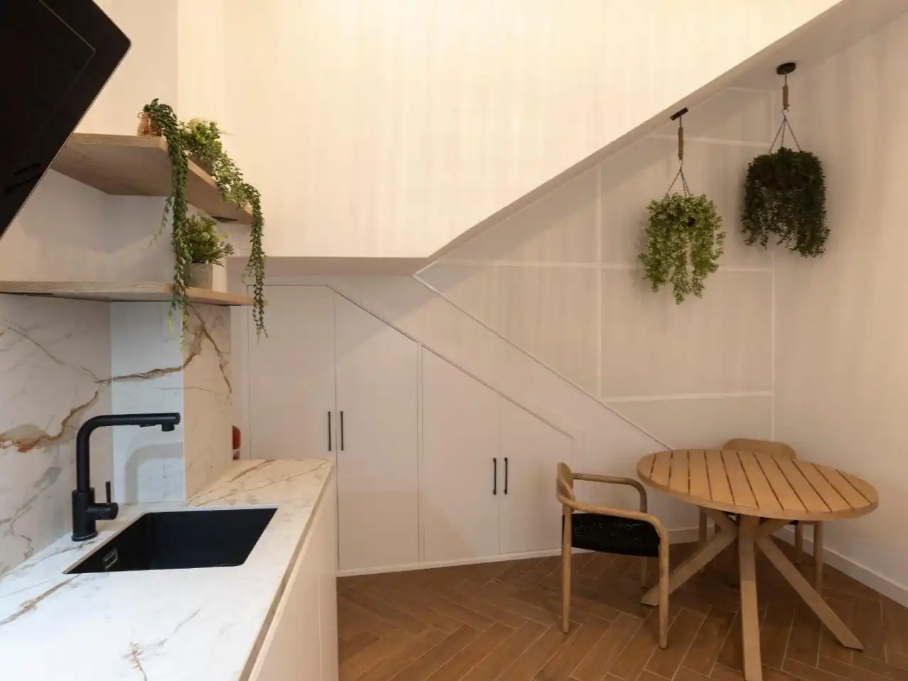 Küche von Maisonette zum Verkauf in  Sevilla Capital mit Klimaanlage und Terrasse