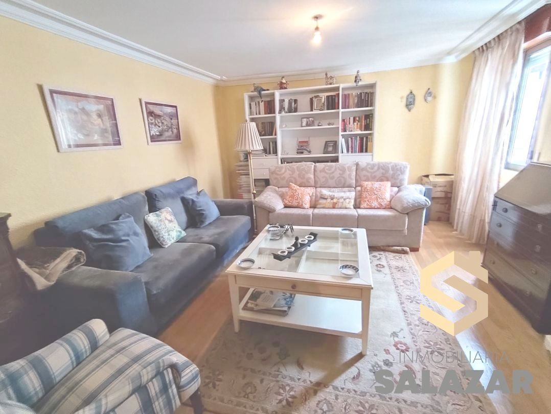 Living room of Flat for sale in Bilbao   with Heating