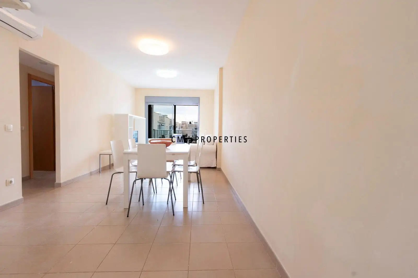 Attic for rent in Costa Brava, Almenara