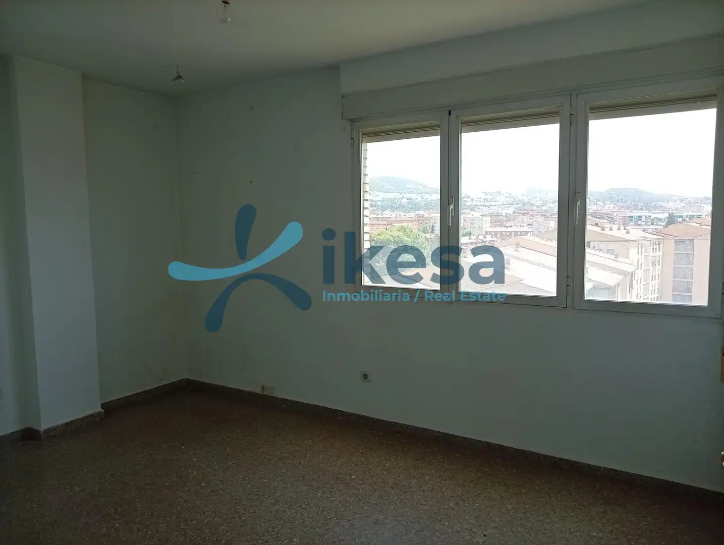 Piso en venta en Angustias - Chana - Encina