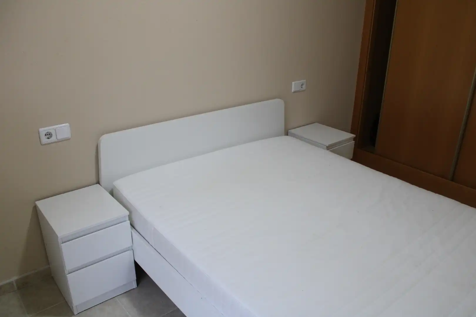 Dormitori de Apartament en venda en Miño amb Calefacció, Traster i Moblat