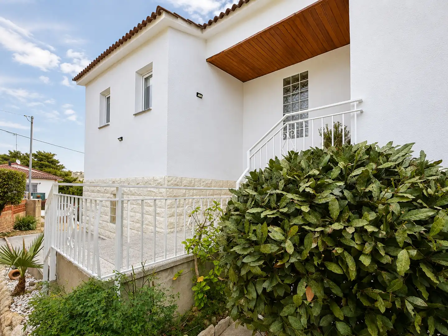 Vista exterior de Casa o xalet en venda en Calafell amb Aire condicionat, Calefacció i Jardí privat