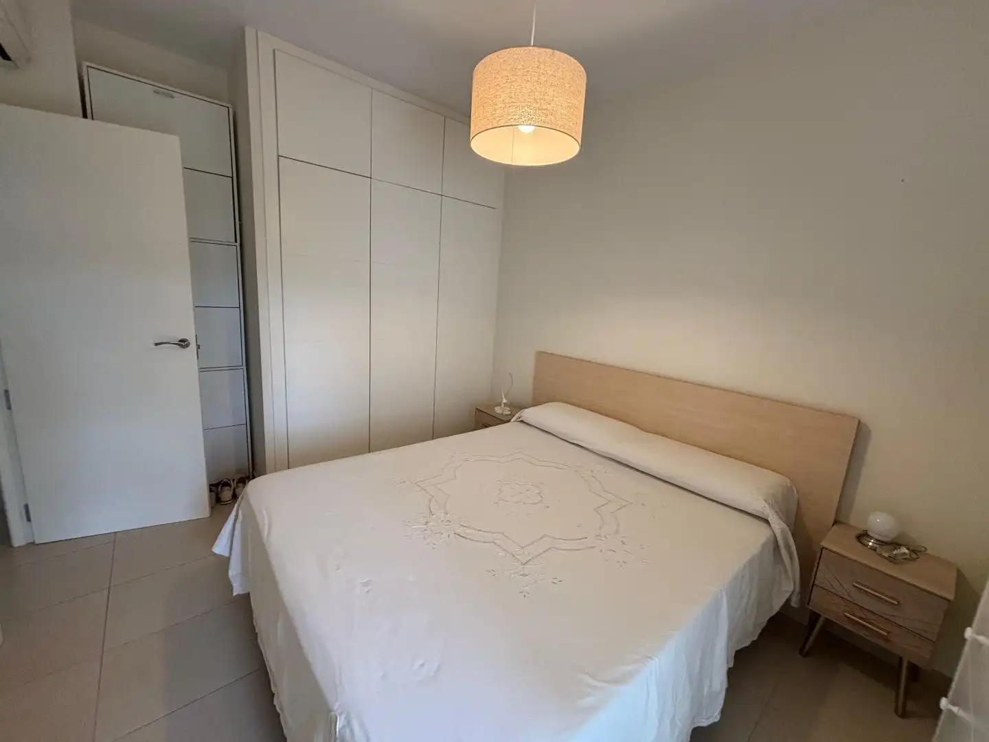 Dormitori de Casa o xalet en venda en Bormujos amb Aire condicionat, Calefacció i Jardí privat