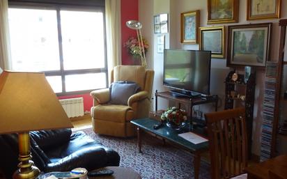 Living room of Flat for sale in Tres Cantos  with Swimming Pool