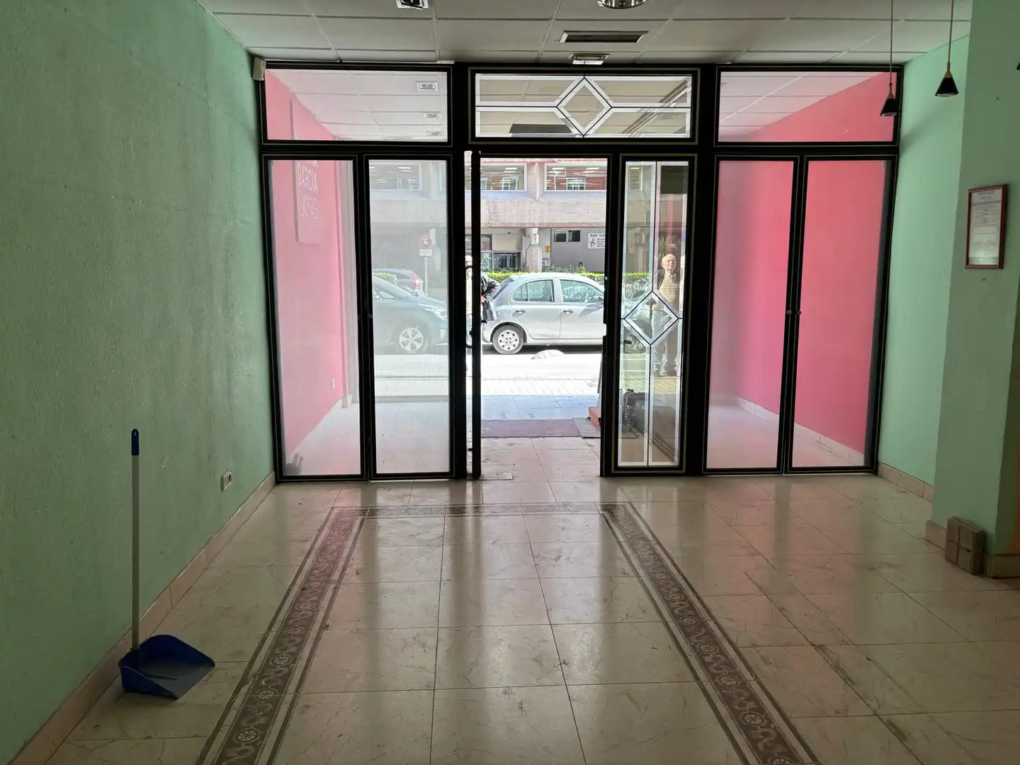 Business premises to rent in Avenida del Tenor Fleta 54, imagen 4