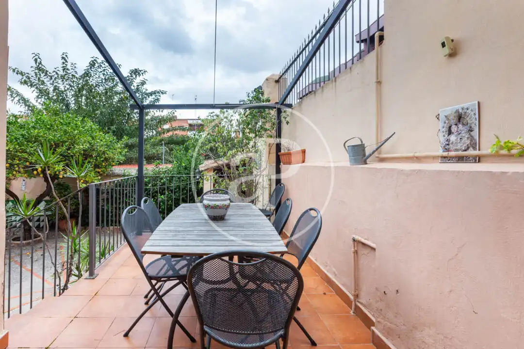 Terrassa de Casa adosada en venda en Godella amb Aire condicionat, Calefacció i Jardí privat