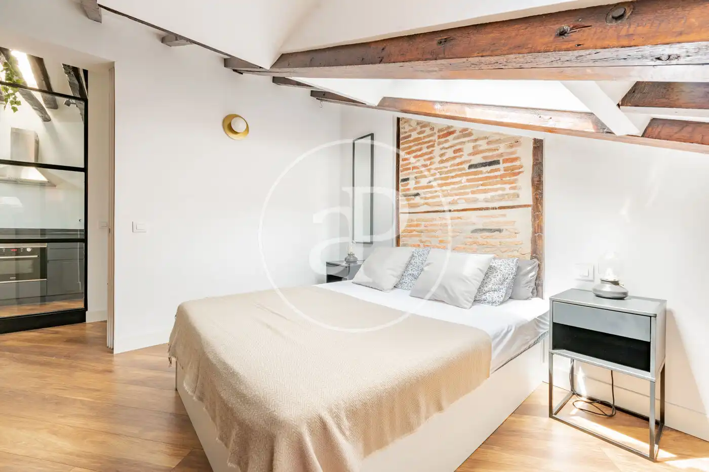 Schlafzimmer von Dachboden zum Verkauf in Madrid mit Klimaanlage, Heizung und Abstellraum