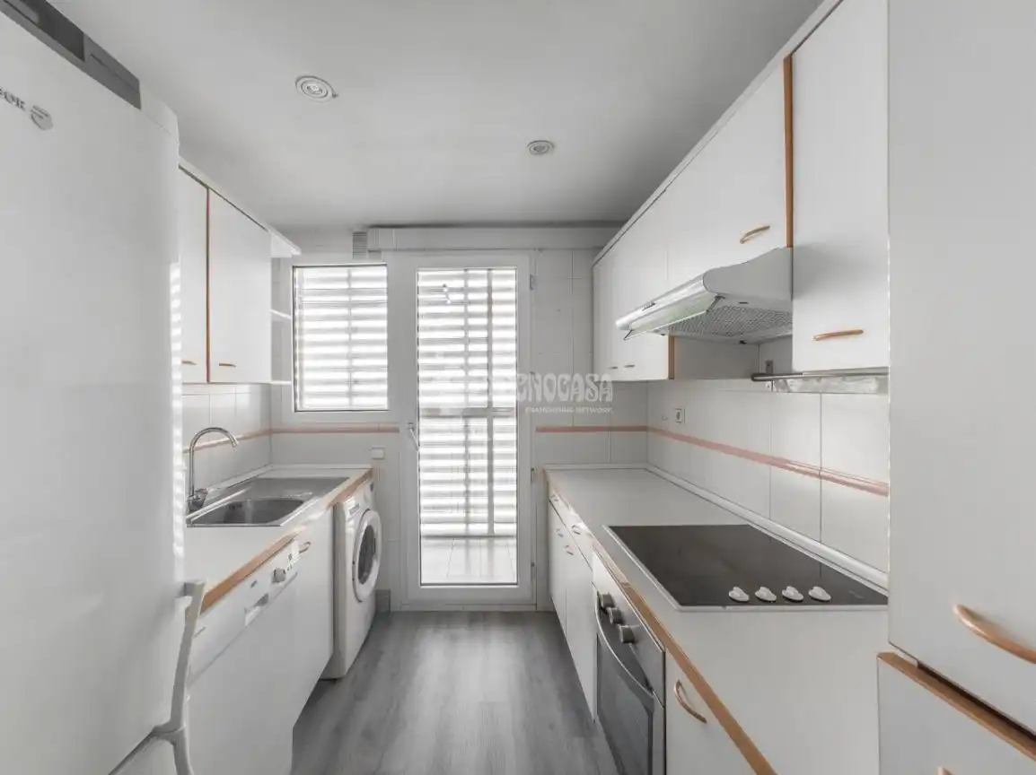 Appartement avec ascenseur à louer à El Carrascal