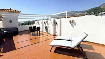 Penthouse with pool for sale in Arroyo de la Miel, imagen 2