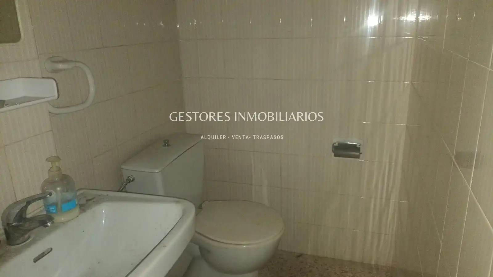 Business premises for sale in Eixample, imagen 11