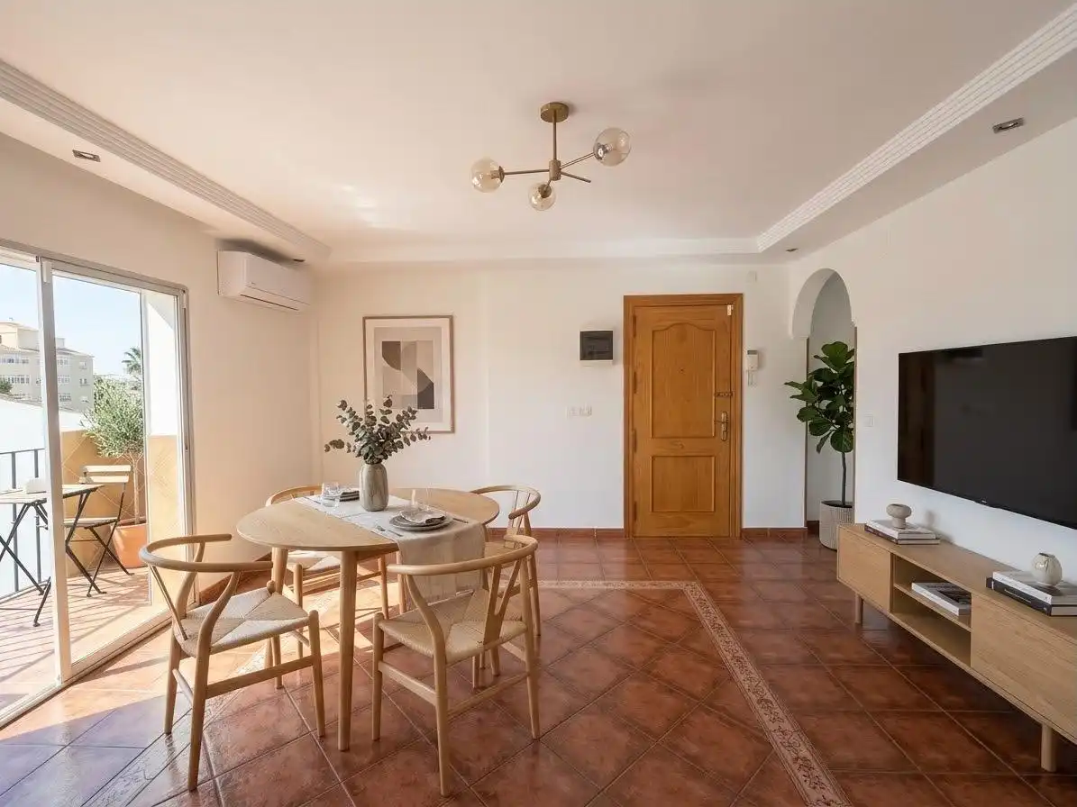 Appartement compact avec jardin à vendre à Campo de Mijas