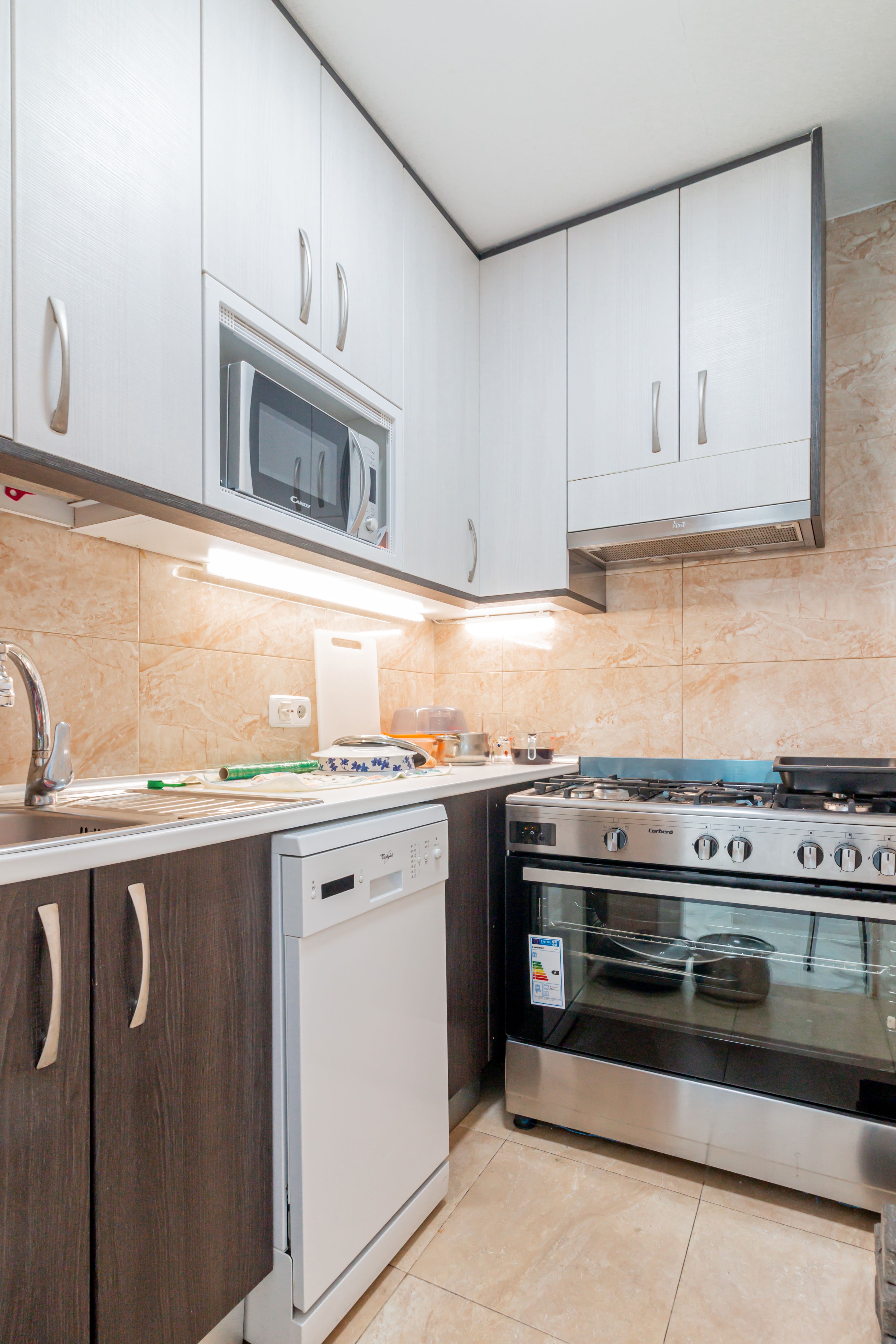 Kitchen of Flat for sale in  Madrid Capital  with Heating