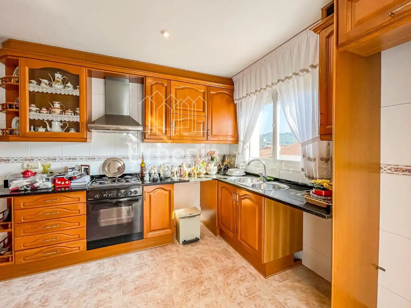 Kitchen of Houses for sale in Argentona  with Air Conditioner, Heating and Terrace