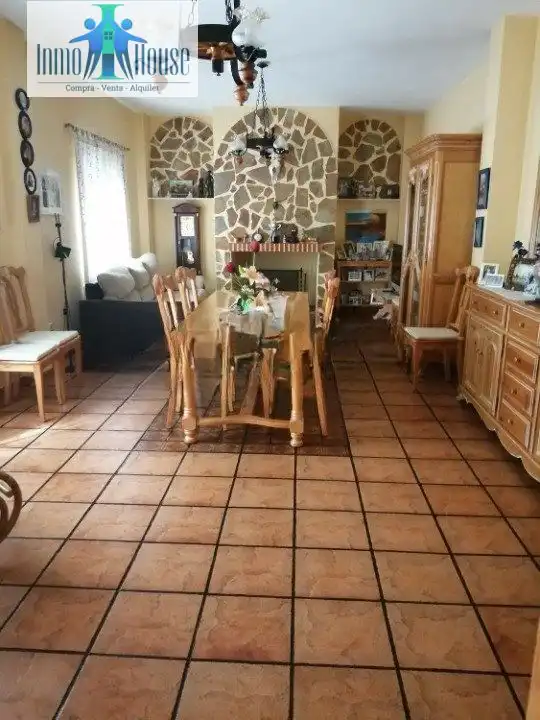 Casa rústica amb terrassa en venda a Pedanías - Extrarradio, imagen 3