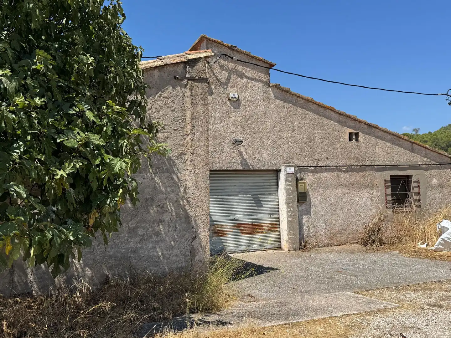Exterior view of Industrial buildings for rent in Jorba