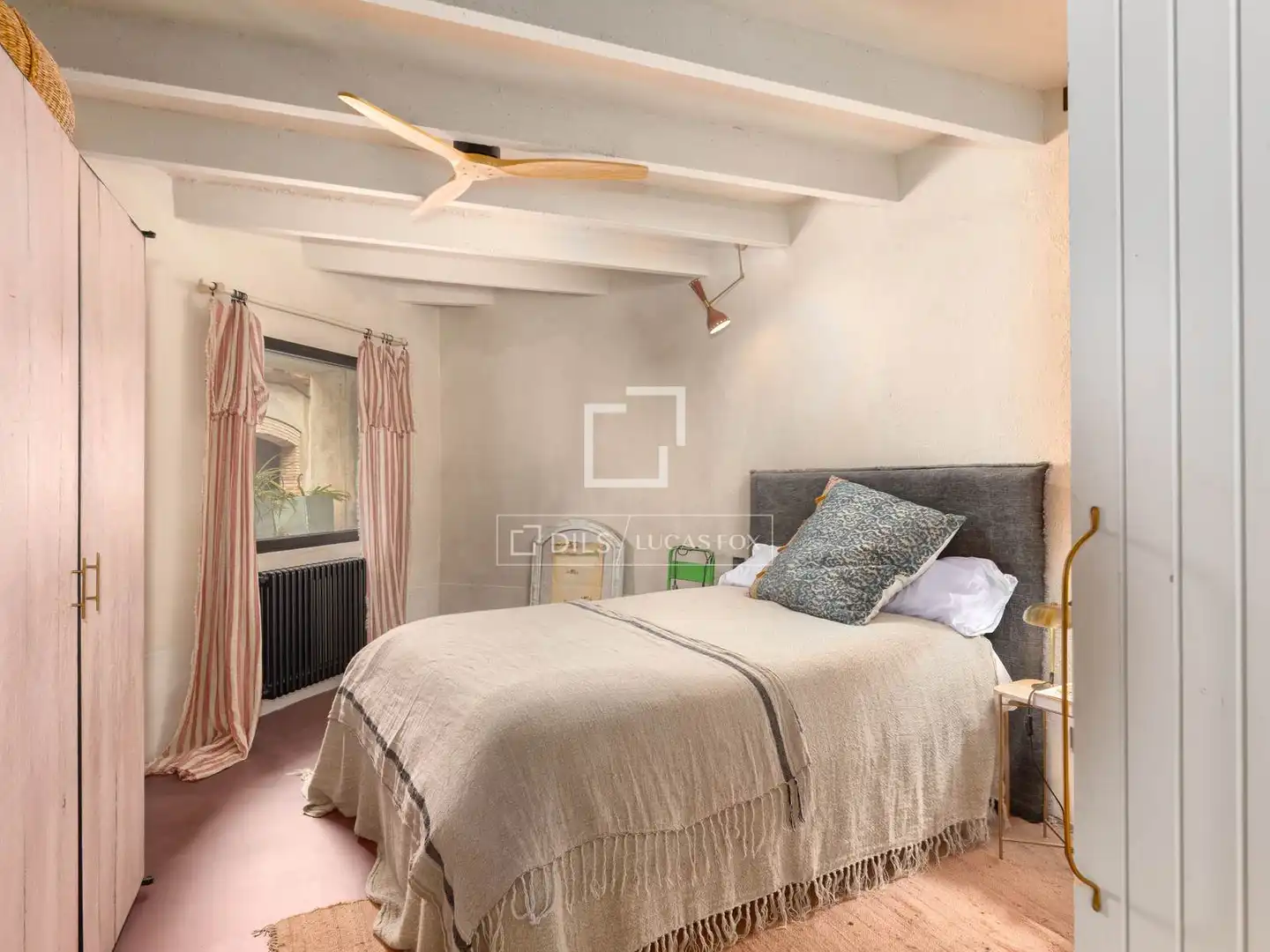 Dormitori de Casa o xalet en venda en Figueres amb Aire condicionat, Calefacció i Parquet