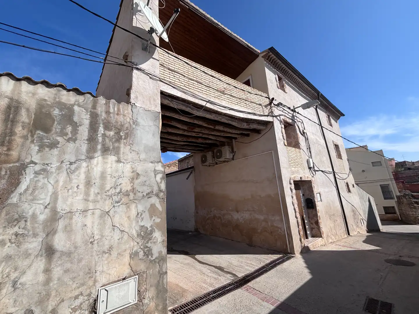 Vista exterior de Casa o chalet en venta en Escatrón con Terraza, Trastero y Amueblado