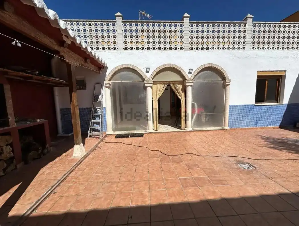 Casa o xalet en venda en Torralba de Calatrava amb Calefacció, Terrassa i Moblat