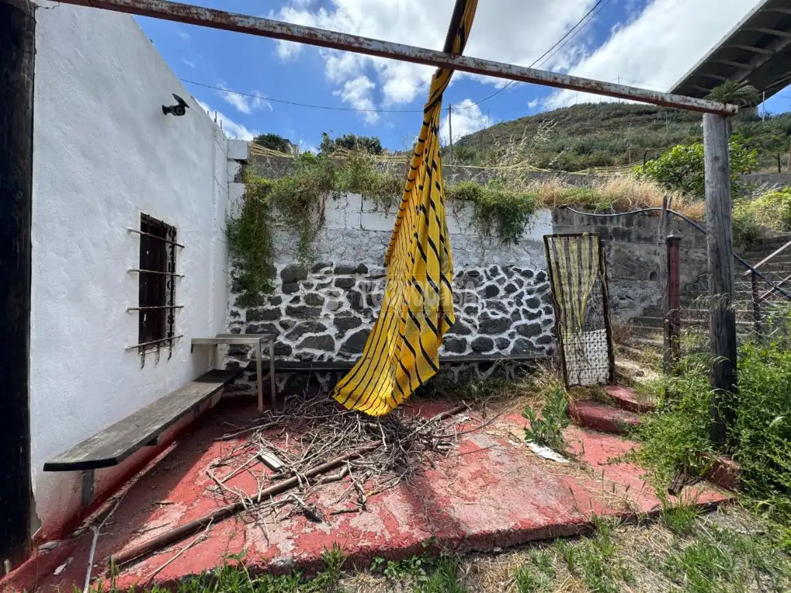 Vista exterior de Finca rústica en venda en Las Palmas de Gran Canaria amb Terrassa i Moblat