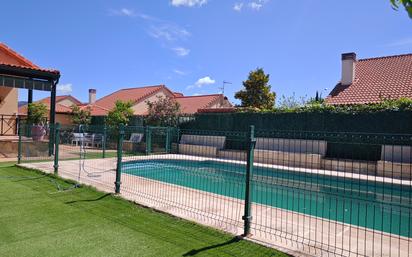 Swimming pool of House or chalet for sale in Guadarrama