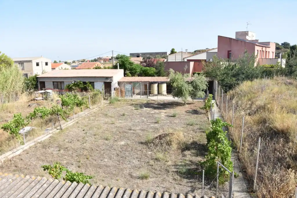 Houses for sale in Cretas  with Heating, Private garden and Terrace
