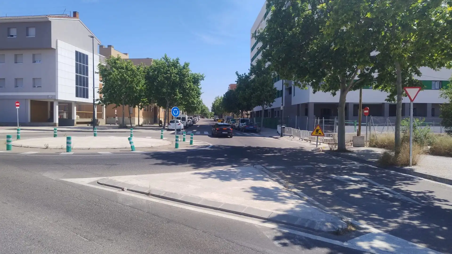 Vista exterior de Casa adosada en venta en Zaragoza con Aire acondicionado, Calefacción y Terraza