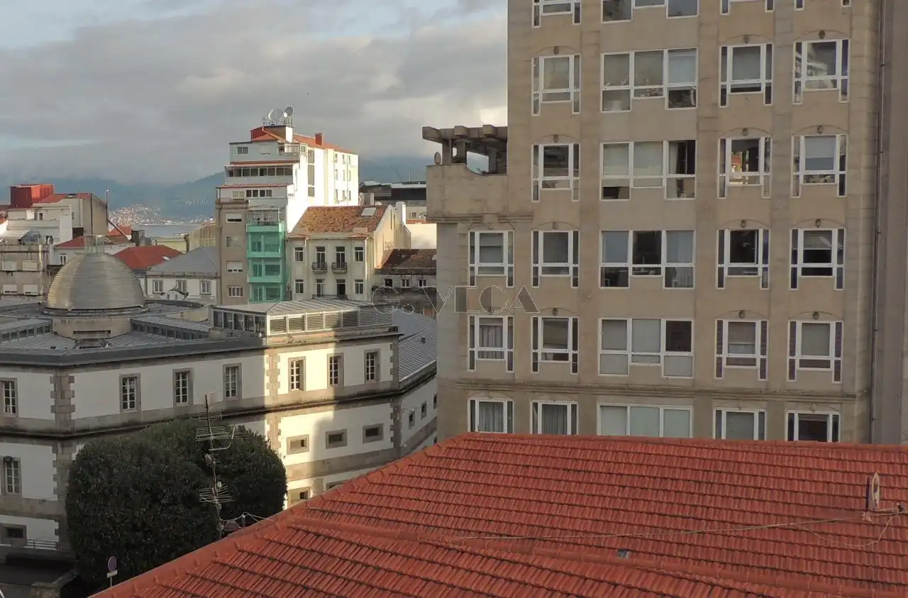 Exterior view of Flat for rent in Vigo   with Heating, Parquet flooring and Furnished