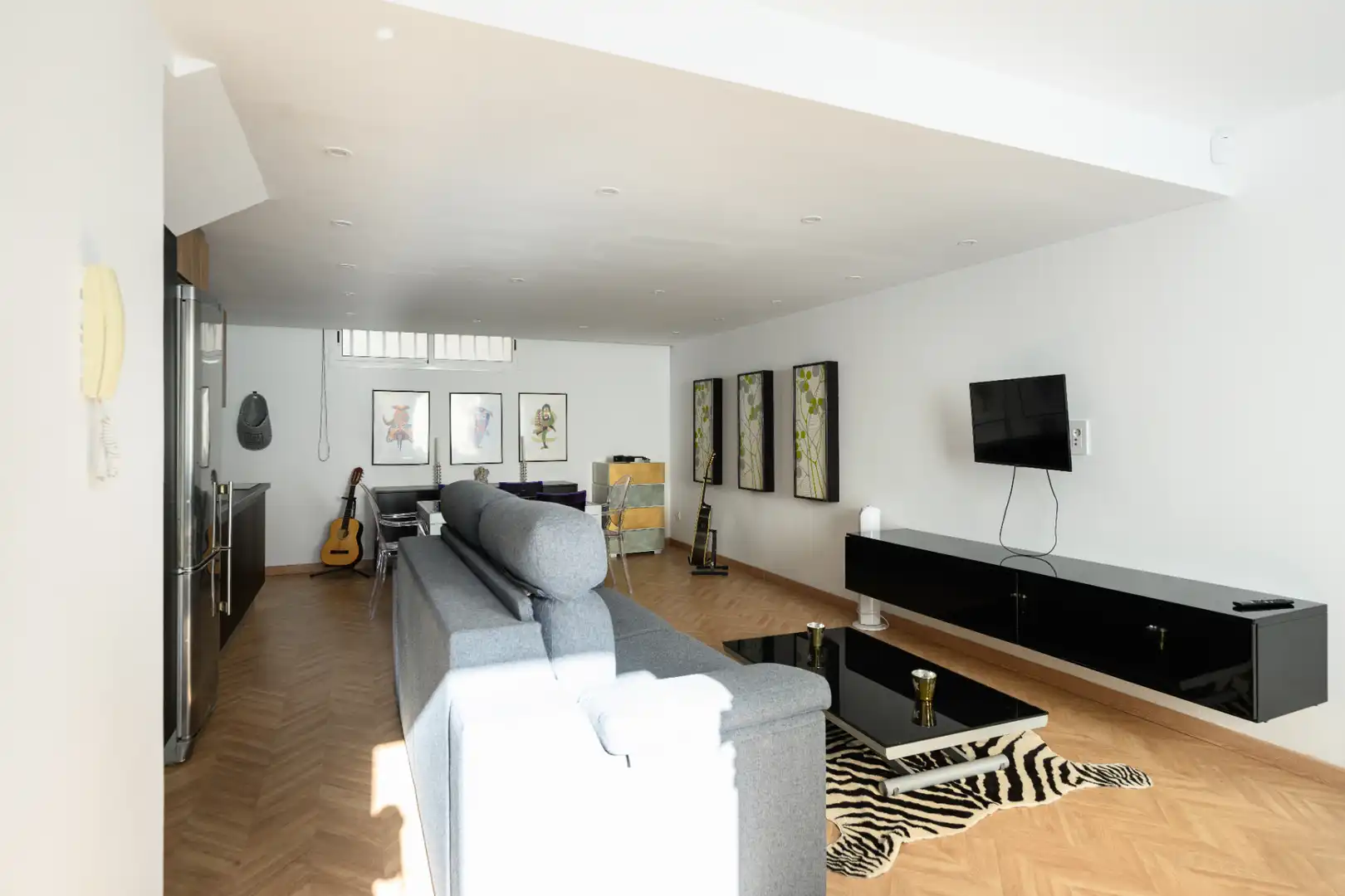 Sala d'estar de Casa adosada en venda en Las Palmas de Gran Canaria amb Jardí privat, Terrassa i Traster