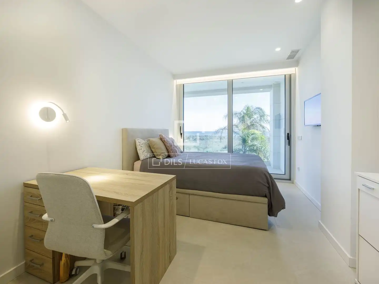 Habitación de Casa o chalet en venta en Sagunto / Sagunt con Aire acondicionado, Calefacción y Jardín privado