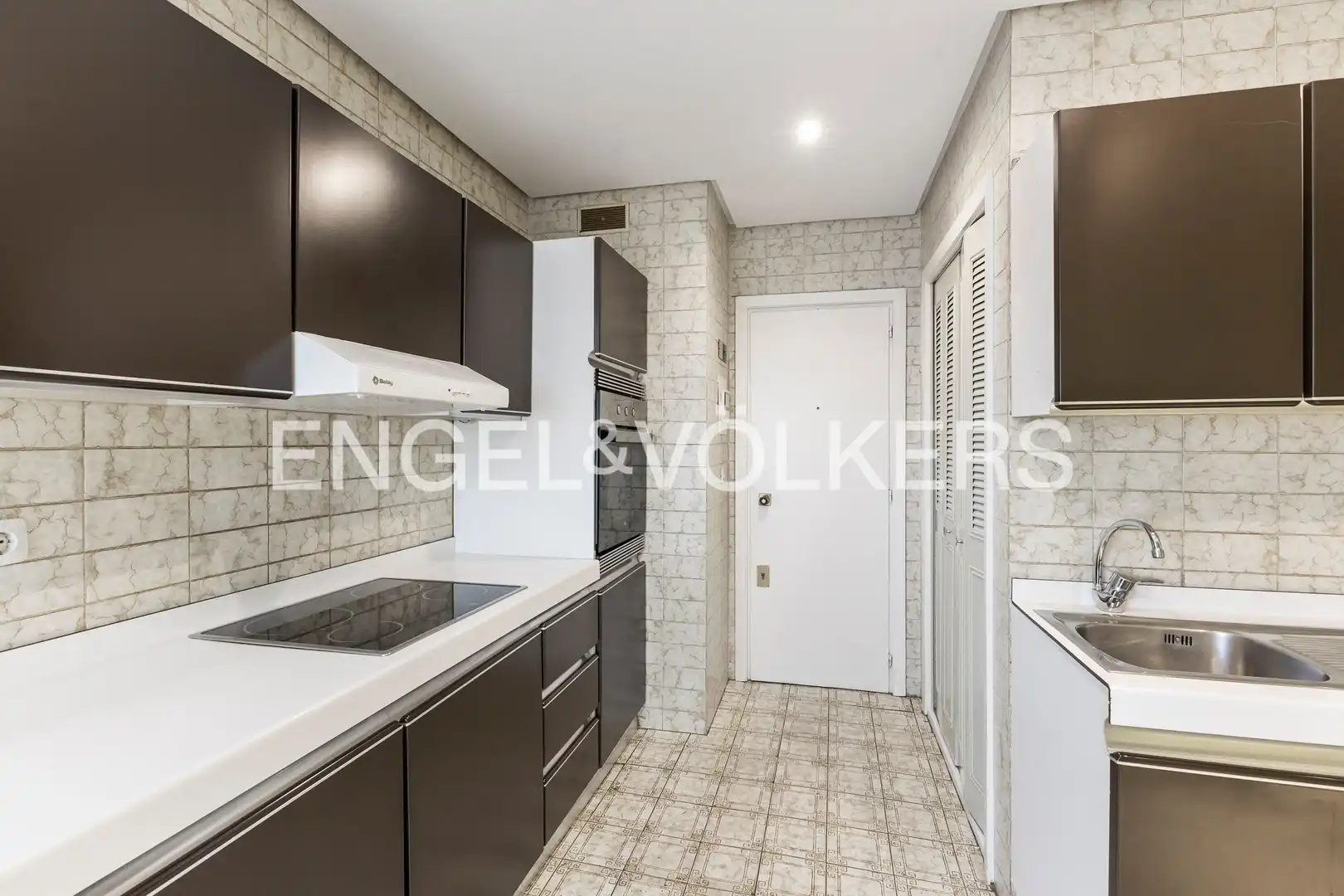 Küche von Wohnung zur Miete in Barrio de Salamanca