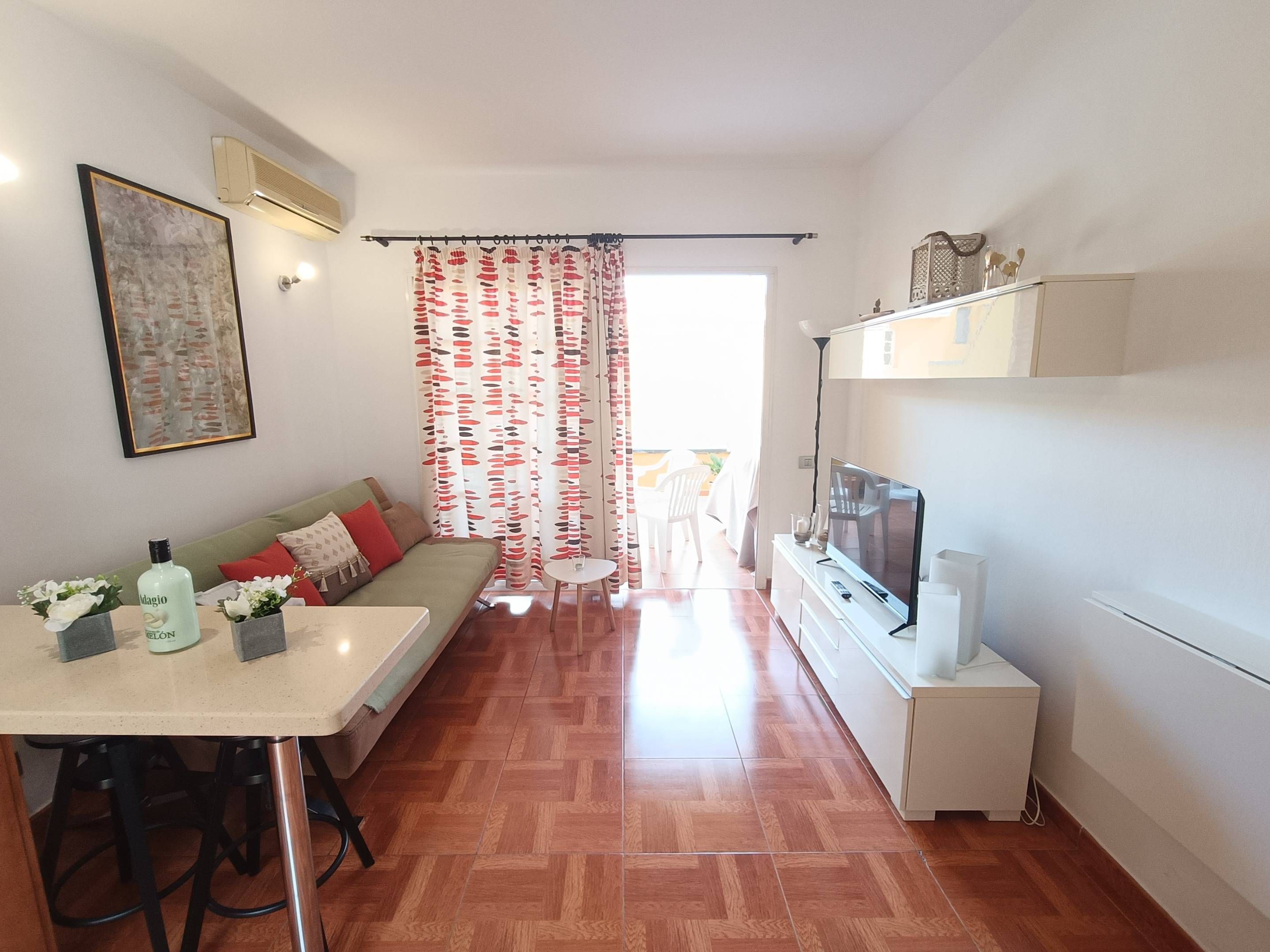 Living room of Duplex to rent in San Bartolomé de Tirajana  with Terrace, Balcony and Community pool