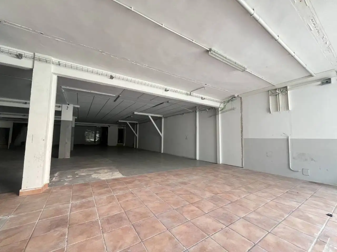 Fabrikhallen zur Miete in Calle Sant Adrià, El Bon Pastor