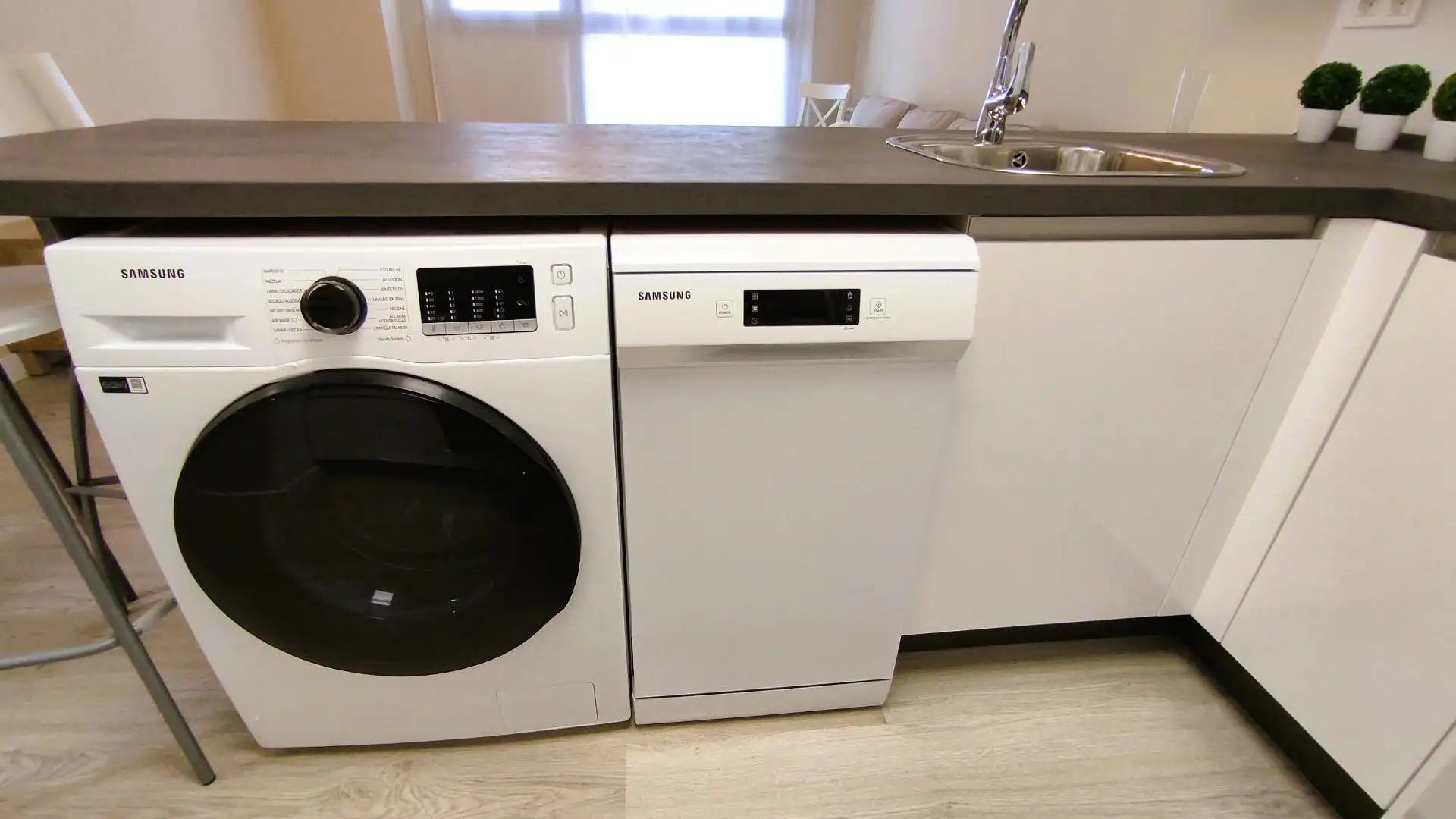 Kitchen of Apartments for rent in Badajoz  with Air Conditioner, Heating and Furnished