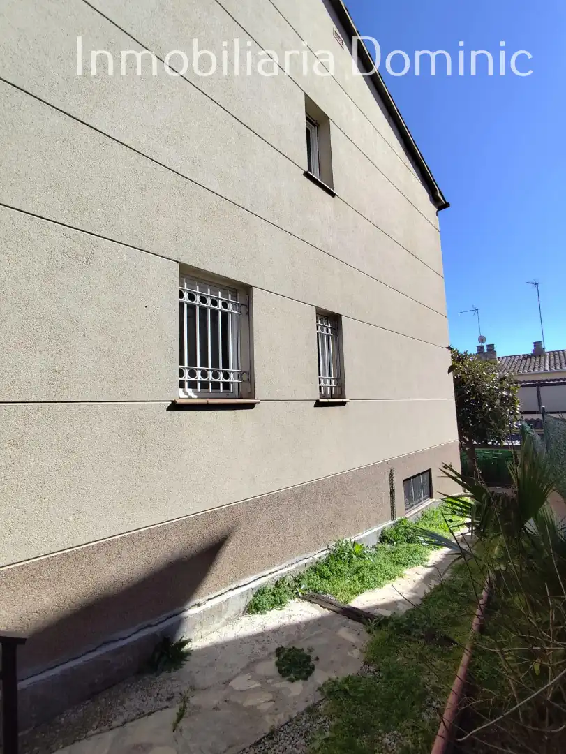 Vista exterior de Casa adosada en venda en Maçanet de la Selva amb Calefacció, Jardí privat i Terrassa